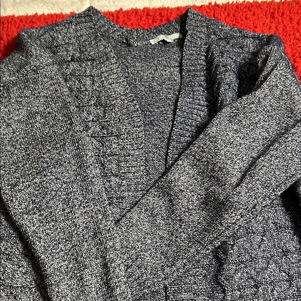 Elegant Gray Women's Cardigan